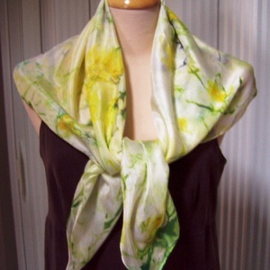 Tavaszi rét hernyóselyem kendő -  - Meska.hu