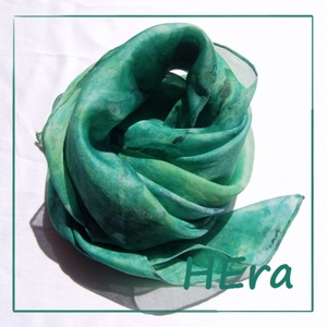 Zöld hernyóselyem kendő - Meska.hu