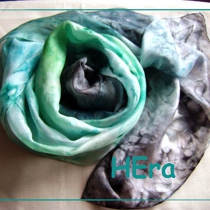 Jég türkizzel hernyóselyem stóla - Meska.hu