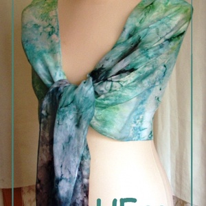 Jég türkizzel hernyóselyem stóla -  - Meska.hu