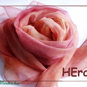 Hagymácska hernyóselyem kendő - Meska.hu