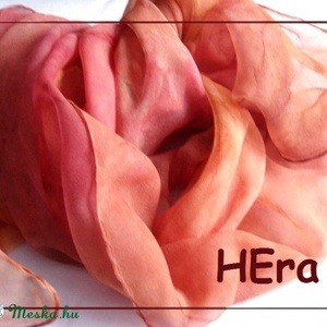 Hagymácska hernyóselyem kendő -  - Meska.hu