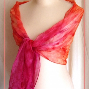 Vidám május hernyóselyem stóla -  - Meska.hu