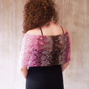 Színátmenetes ombre horgolt csipke möbiusz stóla kepp -  - Meska.hu