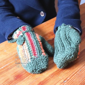 Egyujjas horgolt kötött bohém női kesztyű gyapjúból fázós kezűeknek öko gyapjúból - ruha & divat - sál, sapka, kendő - kesztyű - Meska.hu
