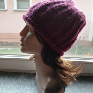 Bíbor vastag öko gyapjú női sapka kötött laza slouchy virággal - ruha & divat - sál, sapka, kendő - sapka - Meska.hu Bíbor vastag öko gyapjú női sapka kötött laza slouchy virággal - ruha & divat - sál, sapka, kendő - sapka - Meska.hu