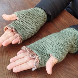 Horgolt menta boho női kézmelegítő kesztyű puha meleg 100% gyapjúból - ruha & divat - sál, sapka, kendő - kesztyű - Meska.hu