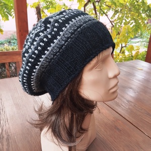 Fekete szürke laza női barett sapka horgolt boho slouchy öko gyapjúból - ruha & divat - sál, sapka, kendő - sapka - Meska.hu