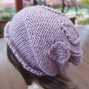 Pasztell rózsaszín leveles vastag öko gyapjú női sapka kötött laza slouchy - ruha & divat - sál, sapka, kendő - sapka - Meska.hu