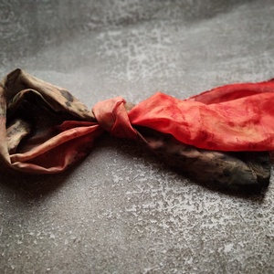 Csokoládé és mandarin hernyóselyem sál ombré színátmenetes - ruha & divat - sál, sapka, kendő - stóla - Meska.hu