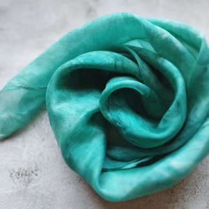 Türkiz színátmenetes ombre hernyóselyem női kendő - ruha & divat - sál, sapka, kendő - sál - Meska.hu