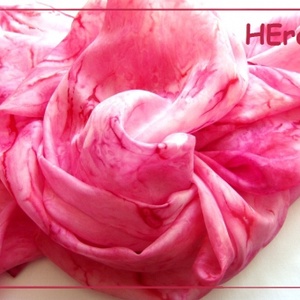 Málnahab LEFOGLALVA hernyóselyem stóla - Meska.hu