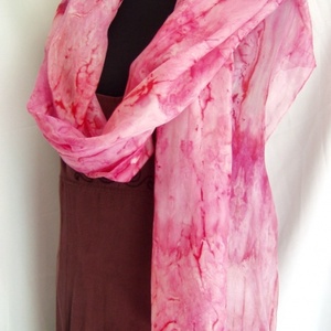 Málnahab LEFOGLALVA hernyóselyem stóla -  - Meska.hu