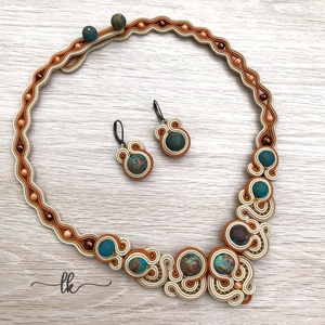 AMELIE sujtás szett jáspis ásványgyöngyökkel, sujtás nyakék, sujtás nyaklánc, sujtás fülbevaló, sujtásos ékszer - ékszer - ékszerszett - Meska.hu