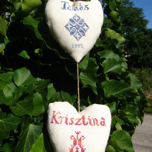 TRUE LOVE. Házassági kötelék., Otthon & Életmód, Dekoráció, Fali és függő dekoráció, Falra akasztható dekor, Hímzés, Varrás, MESKA