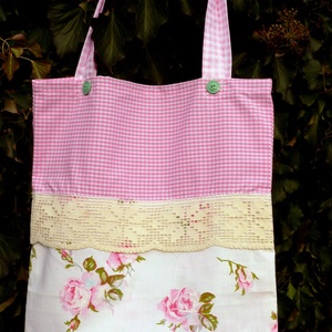 Granny's Rose Garden. Romantikus shopper. , Táska & Tok, Bevásárlás & Shopper táska, Shopper, textiltáska, szatyor, Varrás, Újrahasznosított alapanyagból készült termékek, Meska
