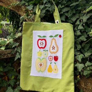 HAPPY HARVEST. Vidám gyümölcsös shopper., Táska & Tok, Bevásárlás & Shopper táska, Shopper, textiltáska, szatyor, Hímzés, Újrahasznosított alapanyagból készült termékek, MESKA