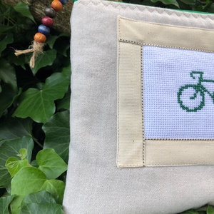 VELO. Fiús nagyméretű nesszeszer, kívül-belül biciklivel :) - táska & tok - ebook & tablet tok - Meska.hu
