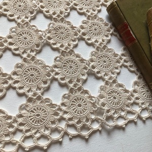 ALL LACE. Csipketerítő. - otthon & életmód - dekoráció - asztal és polc dekoráció - horgolt & csipketerítő - Meska.hu