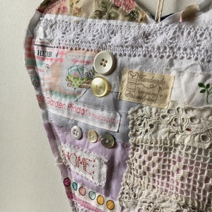 SHABBY CHIC HEART. Szív alakú függődísz - otthon & életmód - dekoráció - ajtó- és ablak dekoráció - ajtódísz & kopogtató - Meska.hu