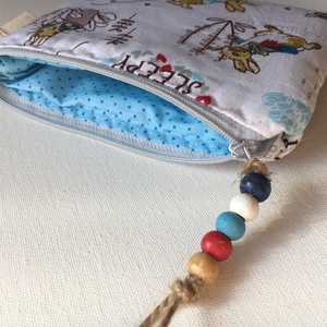 PETER RABBIT/Beatrix Potter meséje alapján. Sminkcucc-tartó. / Tolltartó. / Pénztárca. - táska & tok - neszesszer - Meska.hu