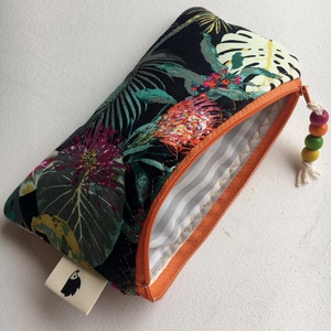 BALI. Tolltartó/sminkcucc tartó. - otthon & életmód - papír, írószer - tolltartó & ceruzatekercs - Meska.hu