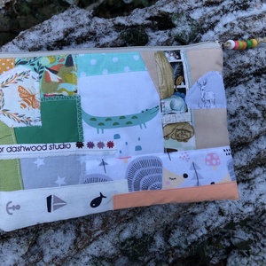  MIXED UP IN MINT/ORANGE. Patchwork méhecskés-alligátoros-sünis-cicás sminkcucc-tartó/pipere - táska & tok - neszesszer - Meska.hu