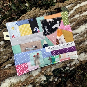DOGS. Sok-kutyusos patchwork tányéralátét. - otthon & életmód - konyhafelszerelés, tálalás - tálalás - tányér- és poháralátét - Meska.hu