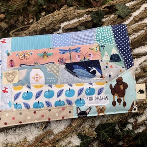 m i x e d   u p   i n   b l u e / s a l m o n. Patchwork tányéralátét unikornissal, pillangókkal, kutyusokkal, almákkal. - Meska.hu