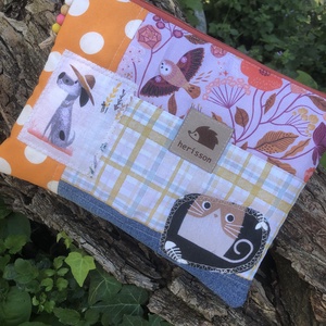 ő s z 2 0 2 5. Kétoldalas cicás-kutyás patchwork  sminkcucc-tartó, Táska & Tok, Neszesszer, Varrás, Patchwork, foltvarrás, MESKA