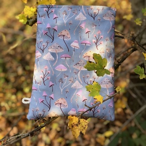 Szegfűgombák. Könyvszütyő/könyvtasak/védőtok könyveknek, e-booknak, tabletnek  - Meska.hu