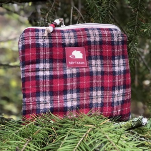 WINTER HEDGIE. Sünis puha, flanel neszi skandináv stílusban. - táska & tok - neszesszer - Meska.hu