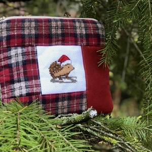 WINTER HEDGIE. Sünis puha, flanel neszi skandináv stílusban. - táska & tok - neszesszer - Meska.hu