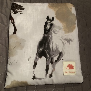 h o r s e s. Könyv védőtok vastag fantasy könyvekhez - könyv & zene - könyvtok - Meska.hu