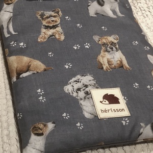 d o g s. Könyv védőtok., Könyv & Zene, Könyvtok, Varrás, MESKA