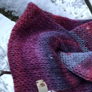 málnaszüret. Kézzel kötött puha, meleg fülvédő - ruha & divat - sál, sapka, kendő - fejpánt - Meska.hu