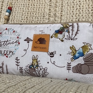 Peter Rabbit. Nyúl Péteres sminkcucc-tartó vagy tolltartó - Meska.hu