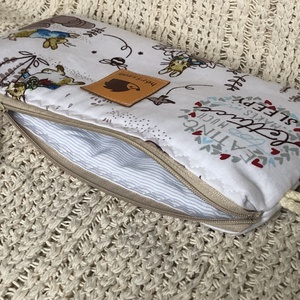 Peter Rabbit. Nyúl Péteres sminkcucc-tartó vagy tolltartó - táska & tok - neszesszer - Meska.hu