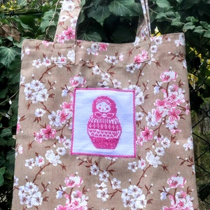 TAVASZI MATRYOSHKA. Nagyméretű, jól pakolható shopper. - táska & tok - bevásárlás & shopper táska - shopper, textiltáska, szatyor - Meska.hu