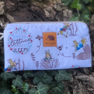 Peter Rabbit. Nyúl Péteres sminkcucc-tartó vagy tolltartó - táska & tok - neszesszer - Meska.hu