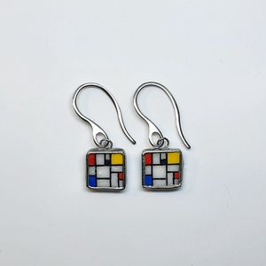 Mondrian - kézzel festett kompozíció -  kis lógós fülbevaló - ékszer - fülbevaló - lógó fülbevaló - Meska.hu