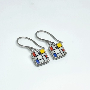 Mondrian - kézzel festett kompozíció -  kis lógós fülbevaló, Ékszer, Fülbevaló, Lógó fülbevaló, Ékszerkészítés, Festészet, MESKA