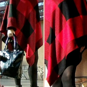 Piros-fekete kockás, hosszú poncsó -  - Meska.hu