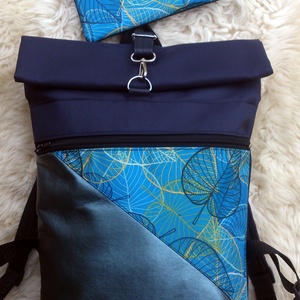 Türkizkék mintás vízálló hátitáska- valódi bőrrel - laptoptáska - első zsebes+neszivel  - táska & tok - hátizsák - roll top hátizsák - Meska.hu