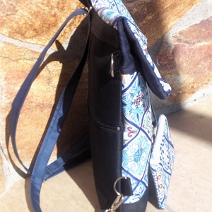 Kék mintás vízálló átalakítható válltáska/hátizsák - valódi bőrrel + neszivel - táska & tok - variálható táska - Meska.hu