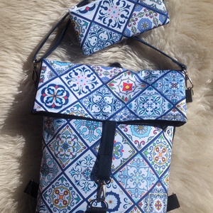 Kék mintás vízálló átalakítható válltáska/hátizsák - valódi bőrrel + neszivel - táska & tok - variálható táska - Meska.hu