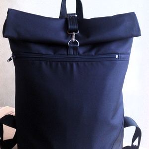 Fekete hátizsák-  rolltop - laptop táska- Nagy méret- valódi bőrrel- ajándék - unisex - táska & tok - hátizsák - roll top hátizsák - Meska.hu