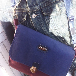 Padlizsán - kék - crossbody válltáska/testtáska - ajándék- variálható táska - Heva táska  - Meska.hu