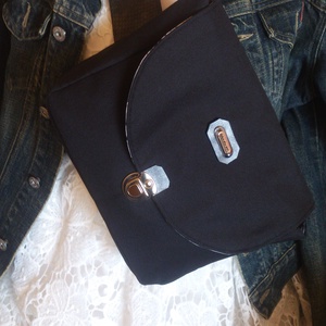 Fekete -  ezüst crossbody /testtáska - ezüstös marhabőrrel - ajándék HEVA - táska  - táska & tok - variálható táska - Meska.hu