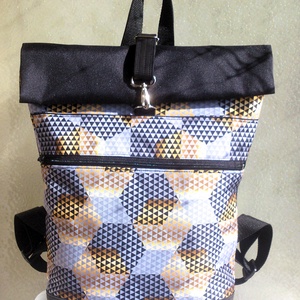 Fekete-bézs  vízálló hátizsák - rolltop- valódi bőrrel - első zsebbel- ajándék - Meska.hu